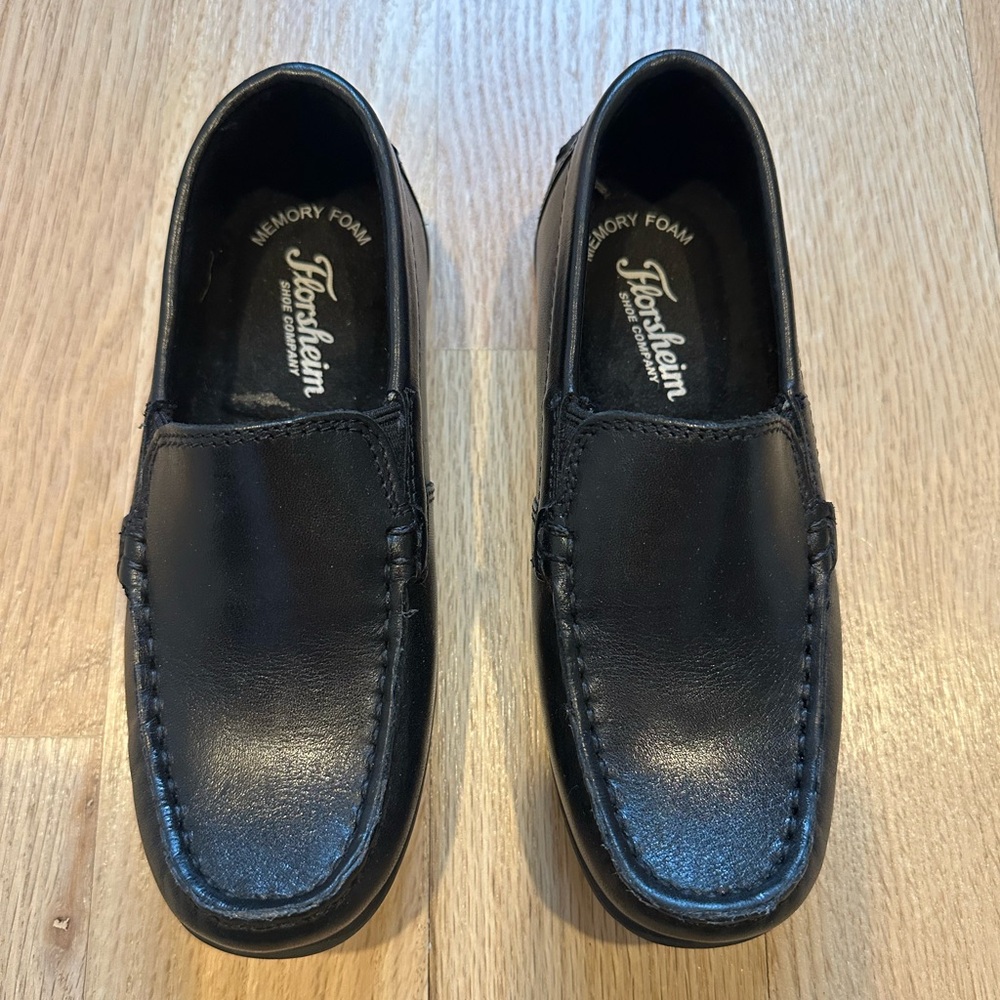 EUC Florsheim Boys Black Leather Slip-on Loafers, Size 13